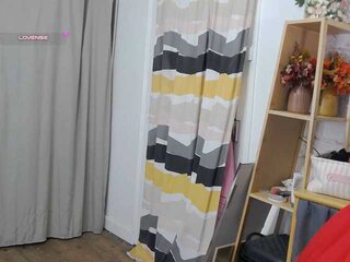 JuliaFrancaise Porn Show