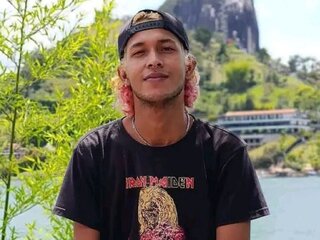 DylanWalrker Porn Show