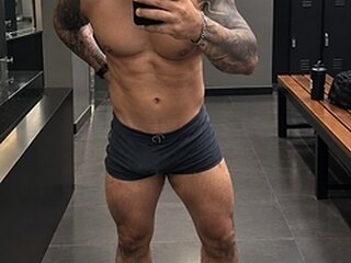 GG Rio Porn Show