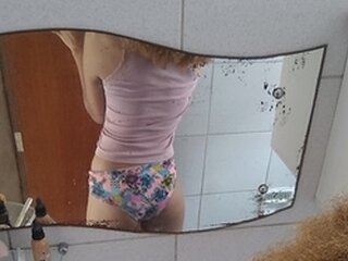 Lola Babe Porn Show