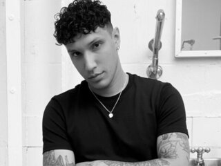 AngeloColen Porn Show