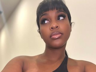 zoemovesme Porn Show