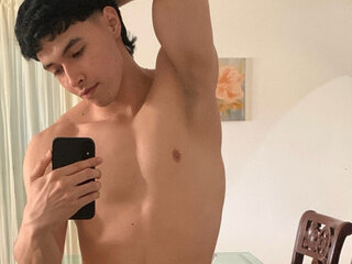 LiamAndrewz Porn Show