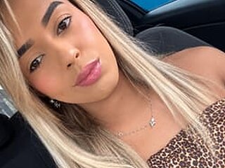 Boneca Afeminada Porn Show