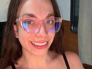 Laura Gabriela Porn Show