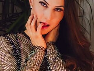 Luna Sxx Porn Show