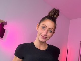 SkyeHotwife Porn Show
