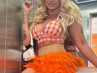 Mary Oliveira Porn Show