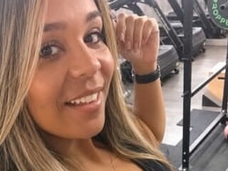 Nanda Brunet Porn Show
