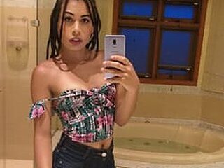 Boneca Dotada Porn Show