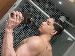 Safadinho 18 Porn Show