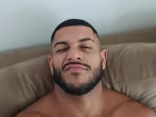 Dom Arthur Porn Show