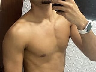 Tiee Porn Show